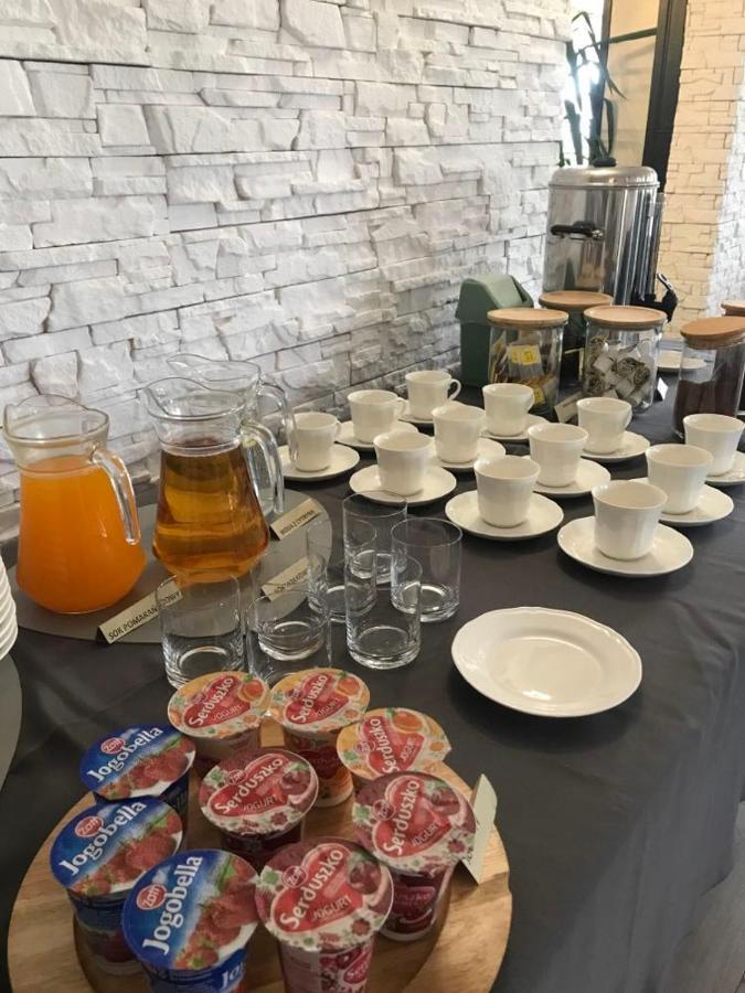 Hotel Astra Tajemniczy Ogrod Poznan Dış mekan fotoğraf